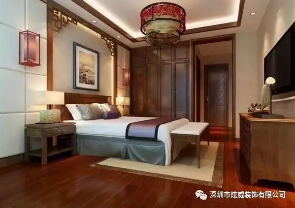 裝修地面鋪地板好還是貼瓷磚好？