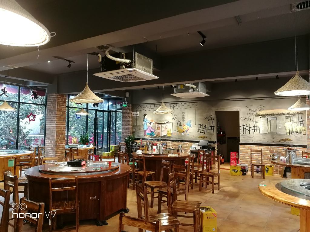 重慶絕味烤活魚-餐廳裝修-深圳裝修