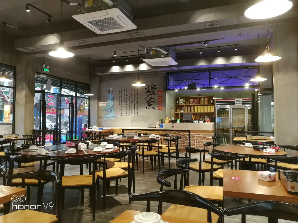 重慶絕味烤活魚-餐廳裝修-深圳裝修
